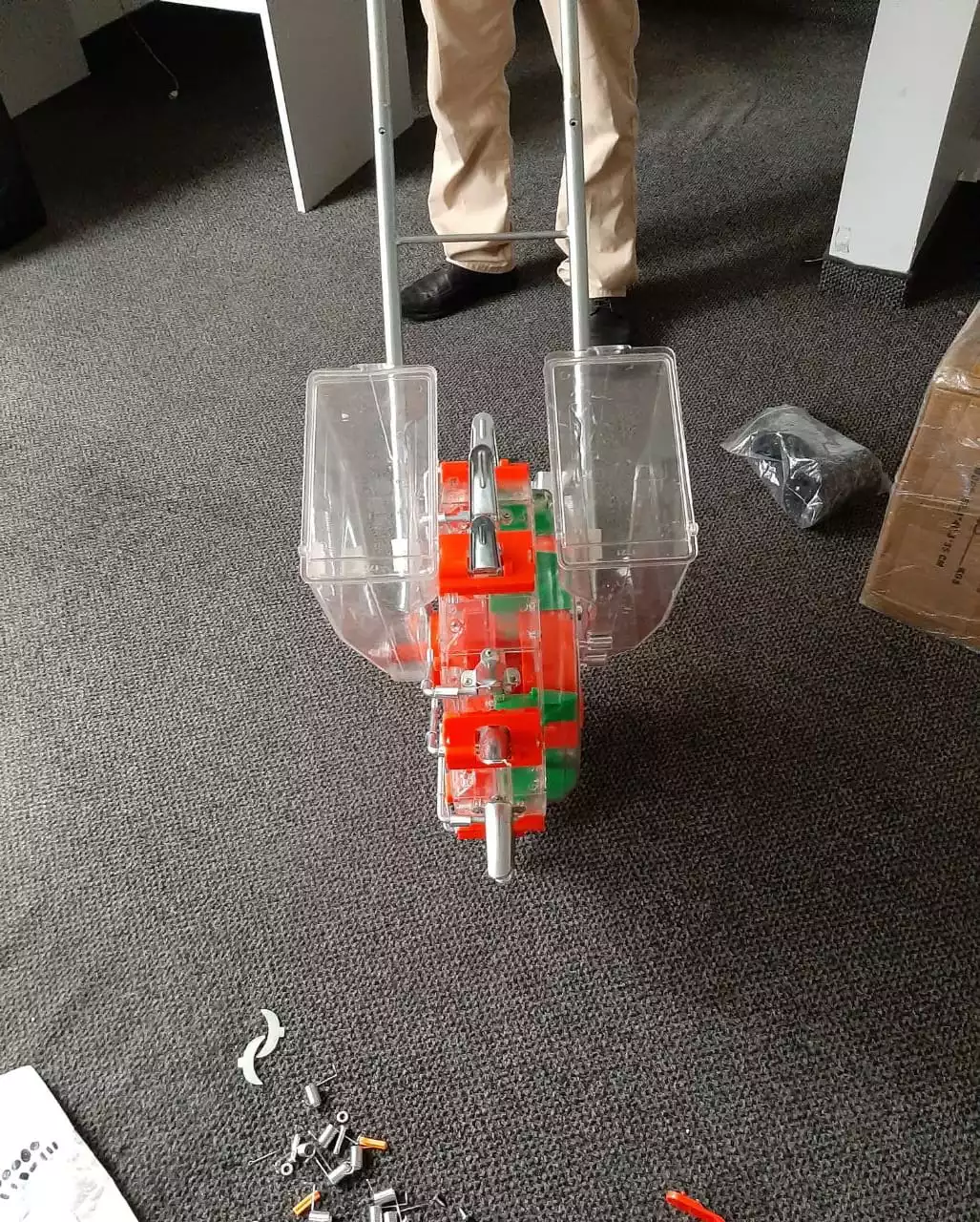 MANUAL SEEDER & PLANTER - Image 17