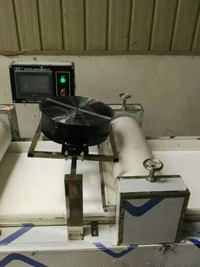 PEANUT & SESAME BRITTLE BAR CUTTING MACHINE - Image 9